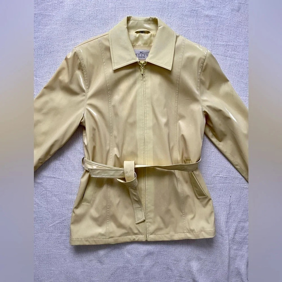 Yellow Nuage Rain Jacket with Belt - Picture 3 of 14